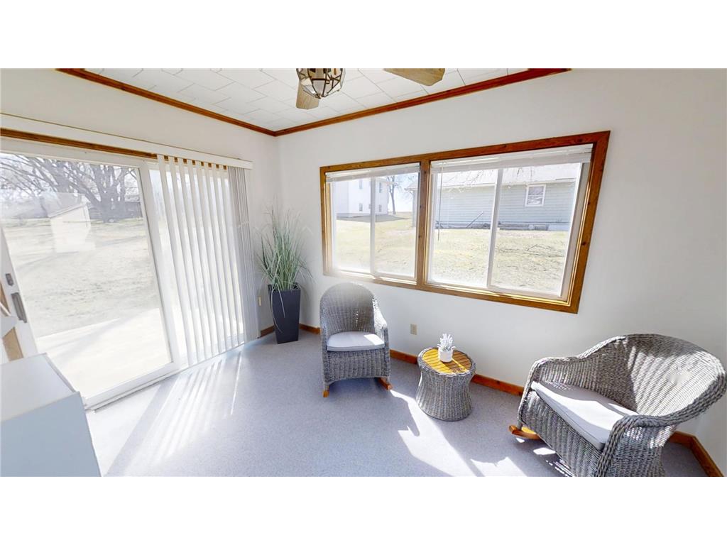2418 Main Street W Albert Lea MN 56007 7058636 image12