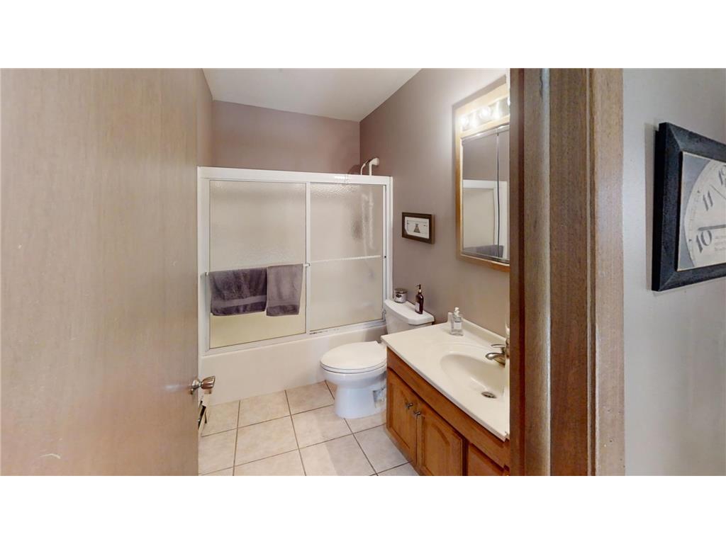 2418 Main Street W Albert Lea MN 56007 7058636 image16