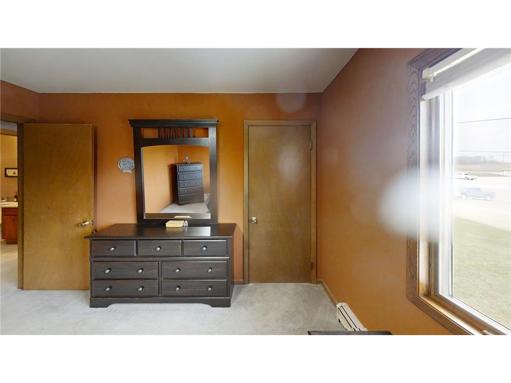 2418 Main Street W Albert Lea MN 56007 7058636 image24