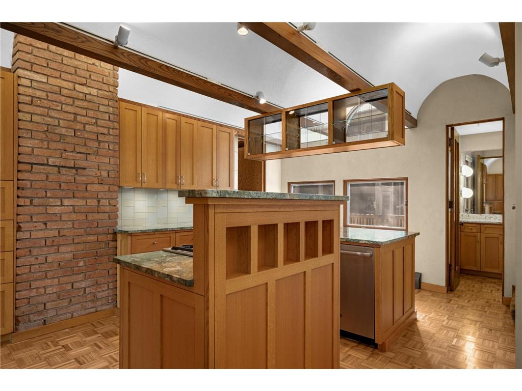 2418 W 22nd Street Minneapolis MN 55405 7070601 image19
