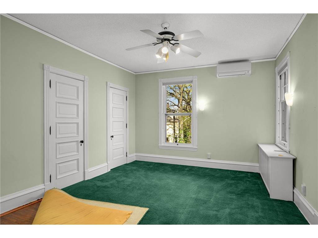 2418 W 22nd Street Minneapolis MN 55405 7070601 image23