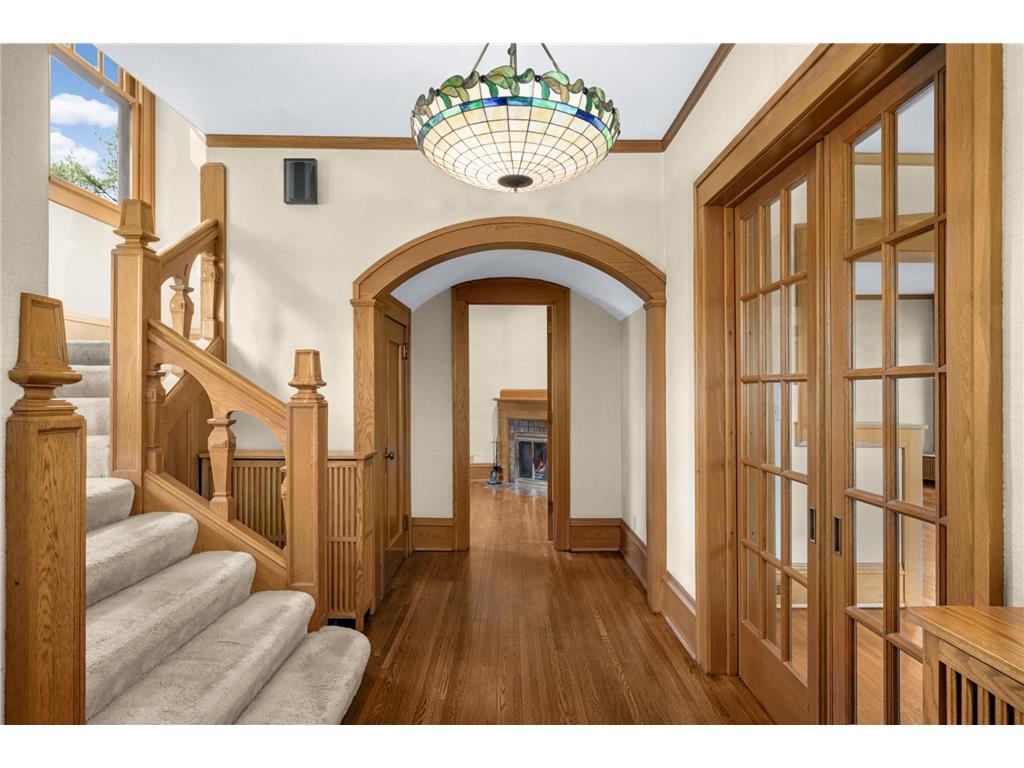 2418 W 22nd Street Minneapolis MN 55405 7070601 image4