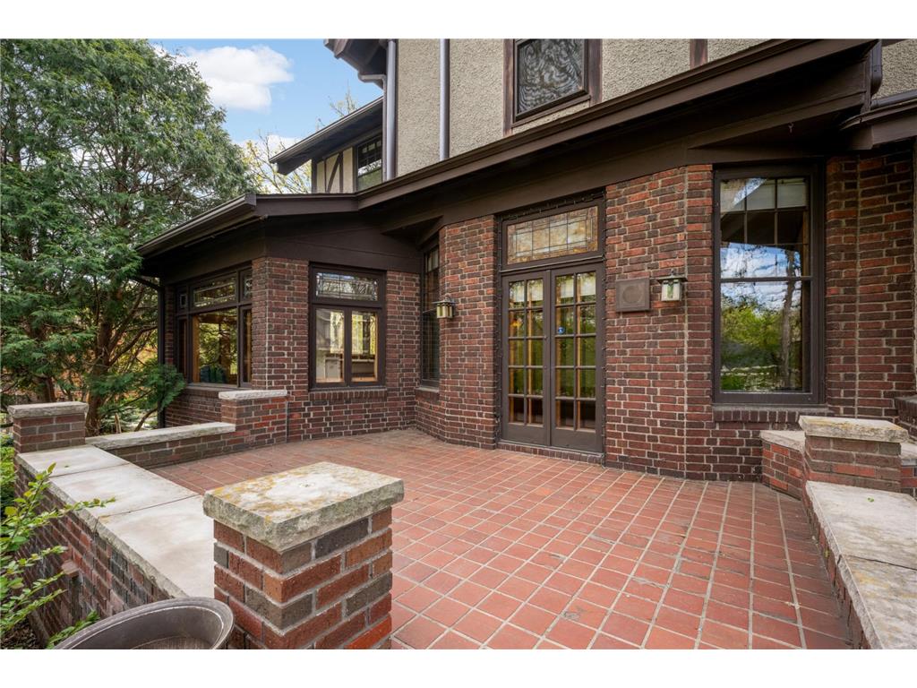 2418 W 22nd Street Minneapolis MN 55405 7070601 image9