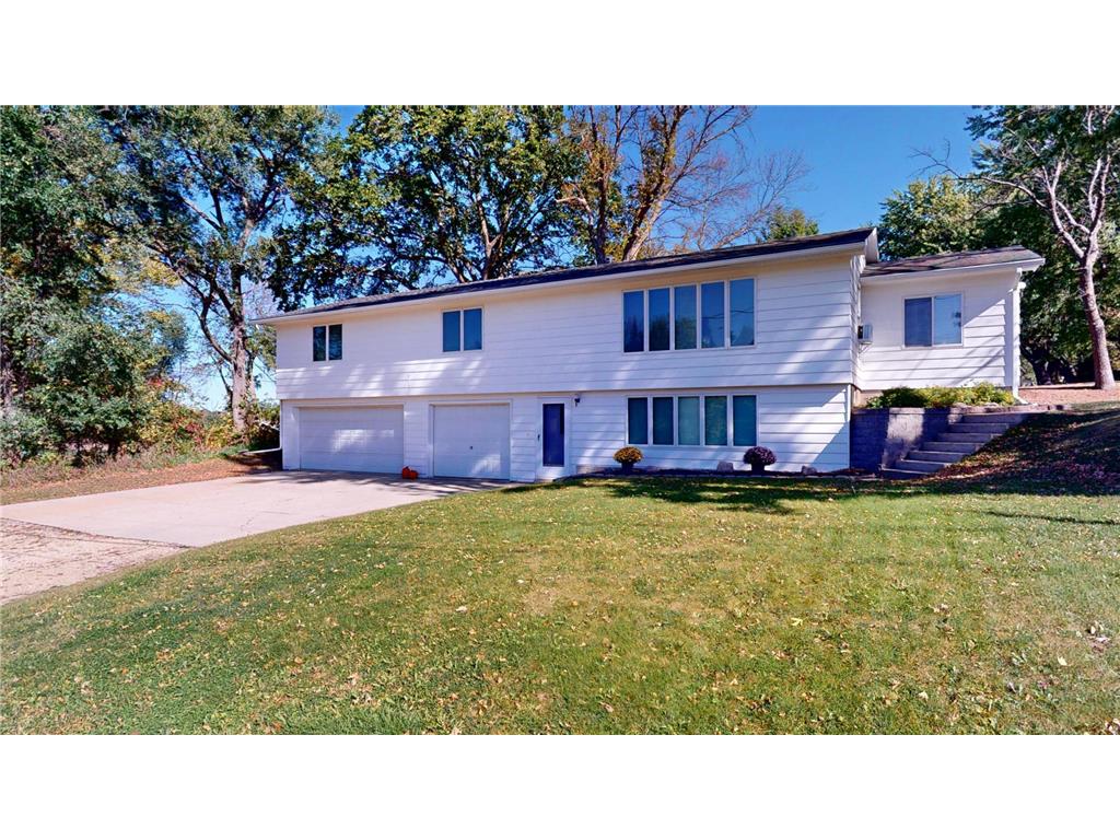 2418 W Main Street Albert Lea MN 56007 6799704 image1