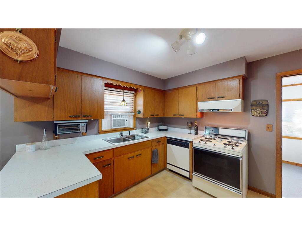 2418 W Main Street Albert Lea MN 56007 6799704 image5