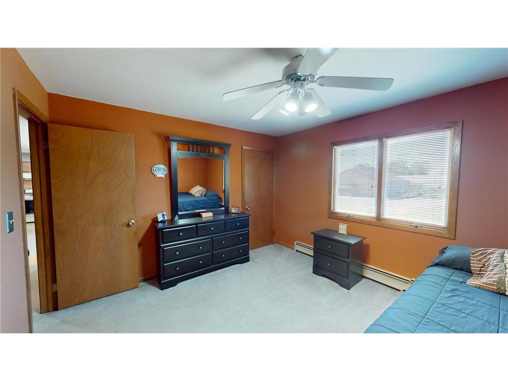 2418 W Main Street Albert Lea MN 56007 6799704 image8