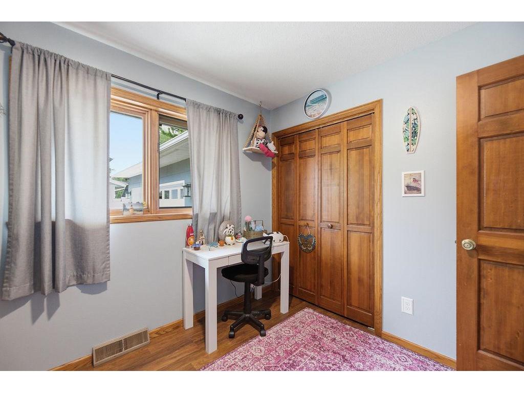 2419 27th Avenue S Fargo ND 58103 7094061 image20