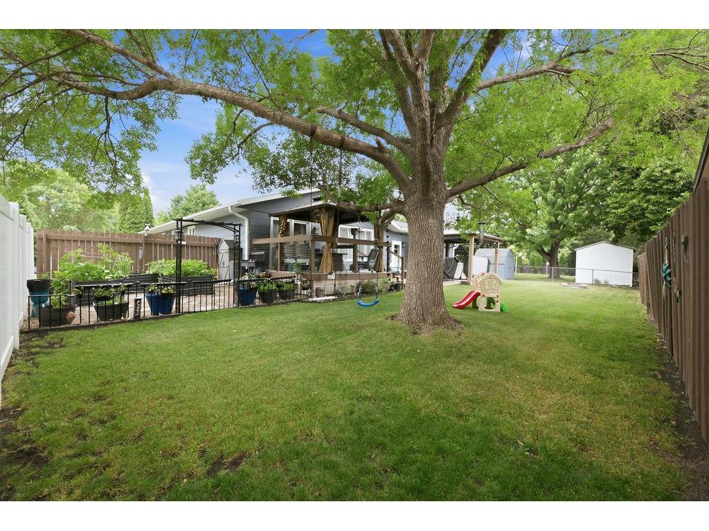2419 27th Avenue S Fargo ND 58103 7094061 image48