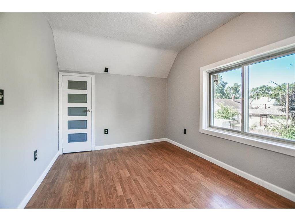 2419 California Street NE Minneapolis MN 55418 6806248 image21