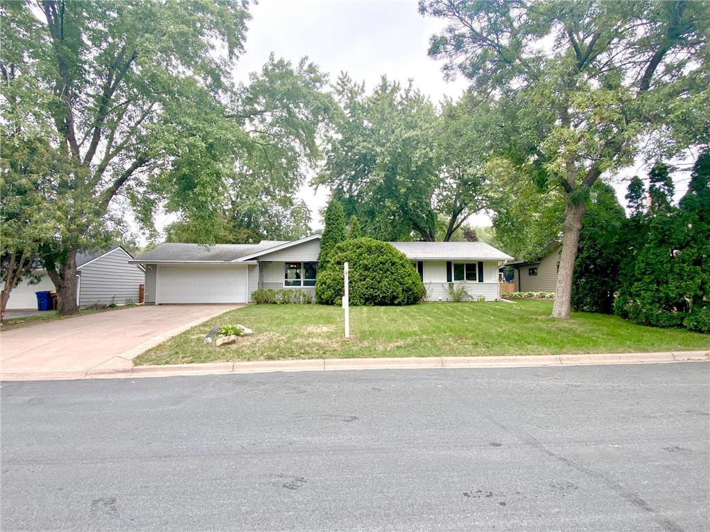 2419 Hillside Road White Bear Lake MN 55110 6420291 image1