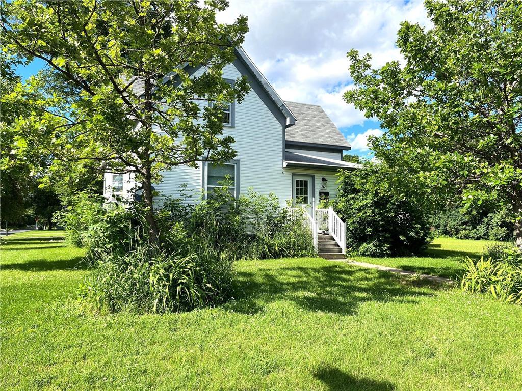 242 6th Avenue SW Cambridge MN 55008 6555345 image1