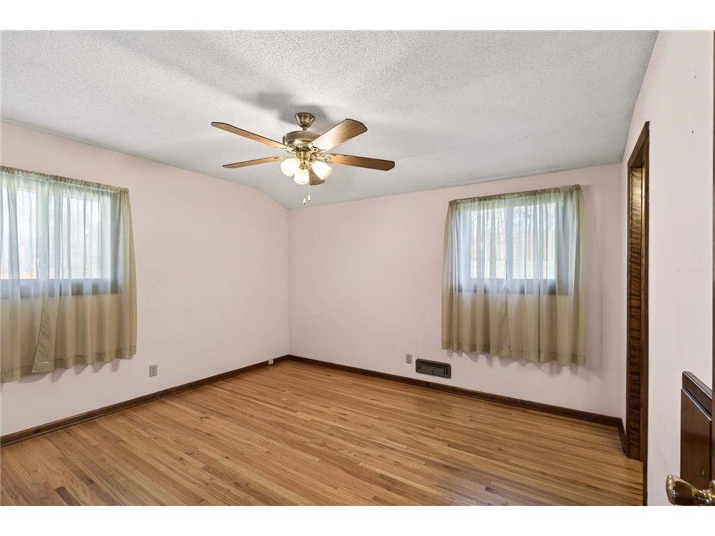 242 Mission Circle Bloomington MN 55420 7052727 image11