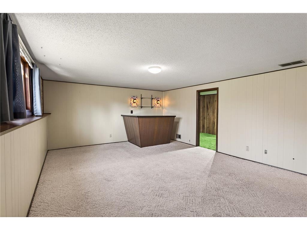 242 Mission Circle Bloomington MN 55420 7052727 image17