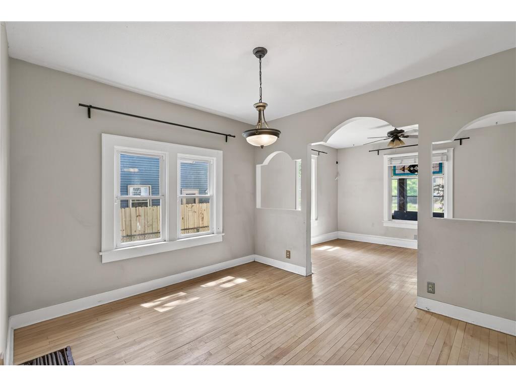 242 Penn Avenue N Minneapolis MN 55405 7075078 image10