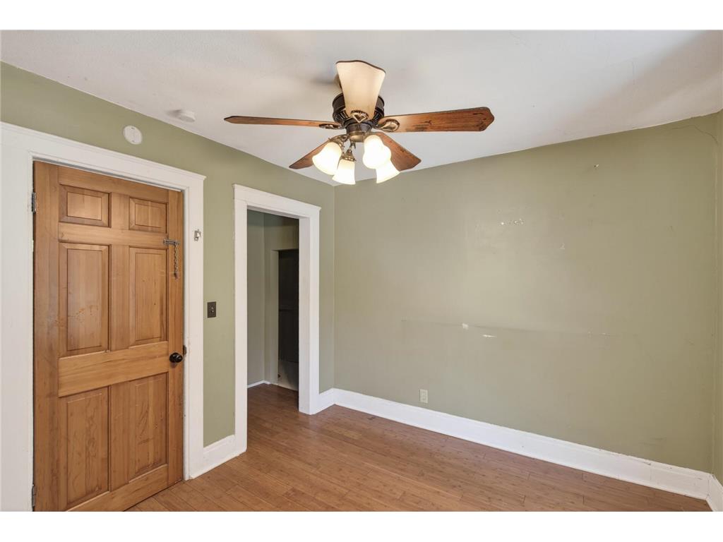 242 Penn Avenue N Minneapolis MN 55405 7075078 image20