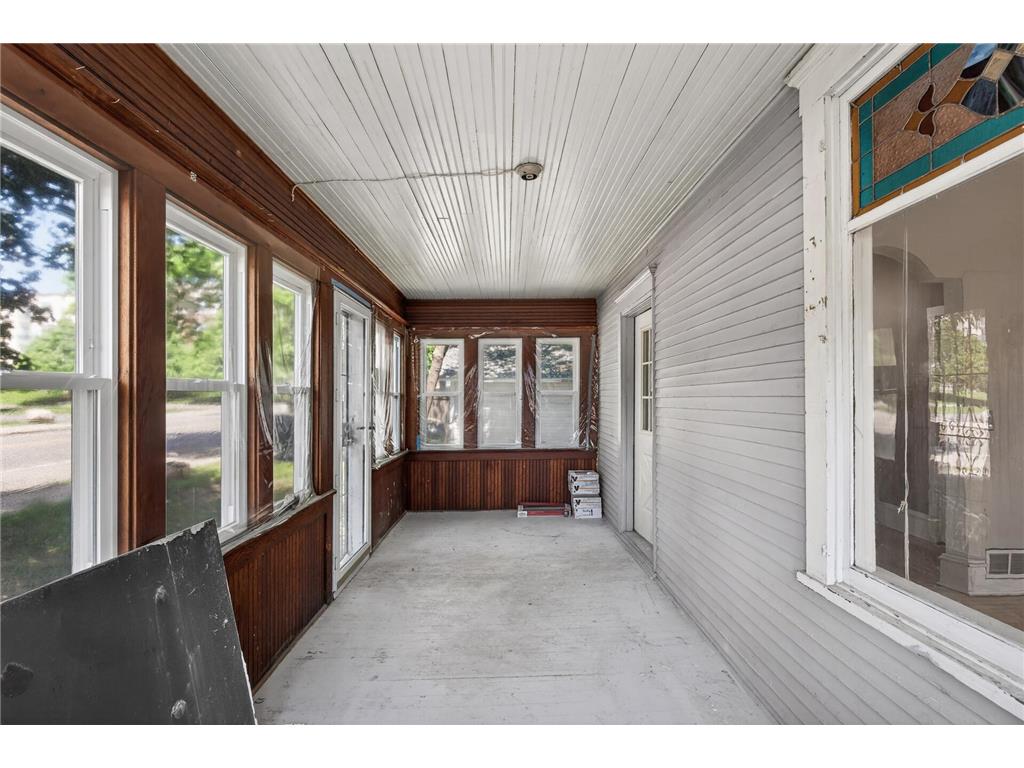 242 Penn Avenue N Minneapolis MN 55405 7075078 image5