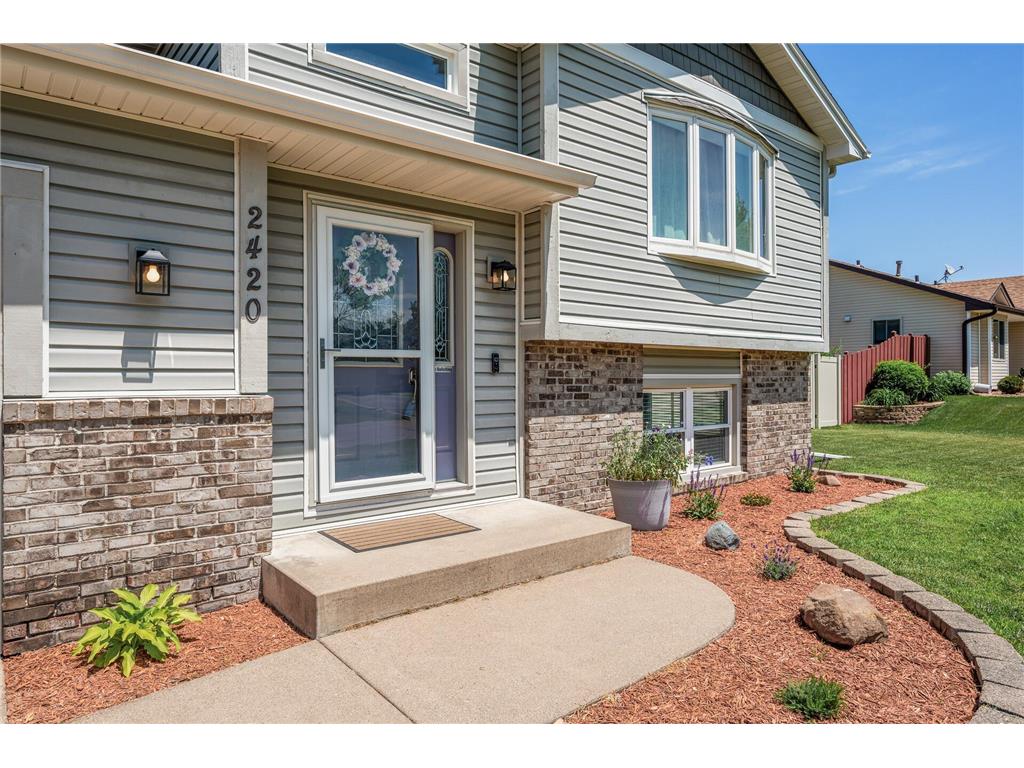 2420 96th Way Brooklyn Park MN 55444 6745412 image1