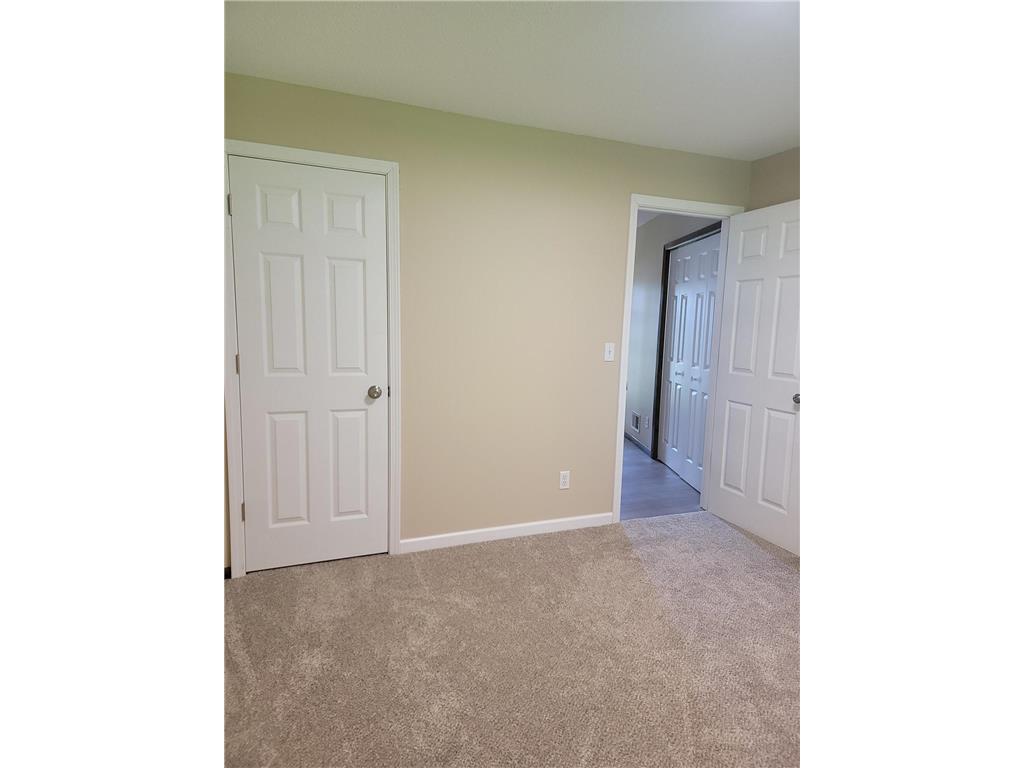2420-2422 Brenner Court Roseville MN 55113 7106464 image17