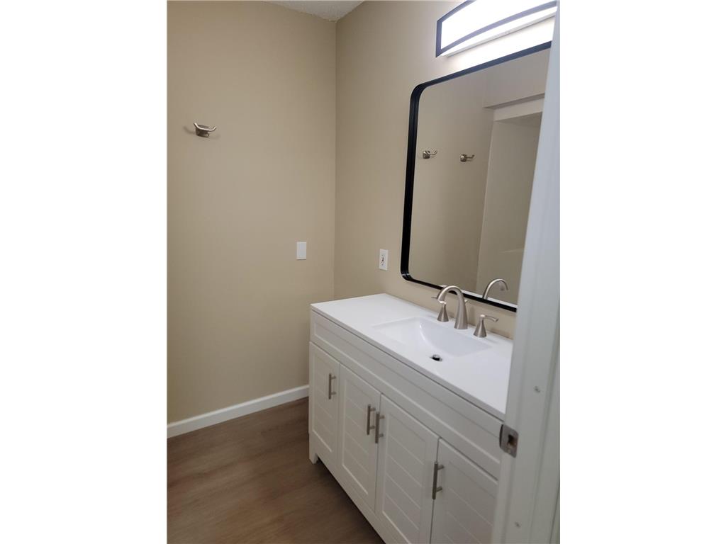 2420-2422 Brenner Court Roseville MN 55113 7106464 image22
