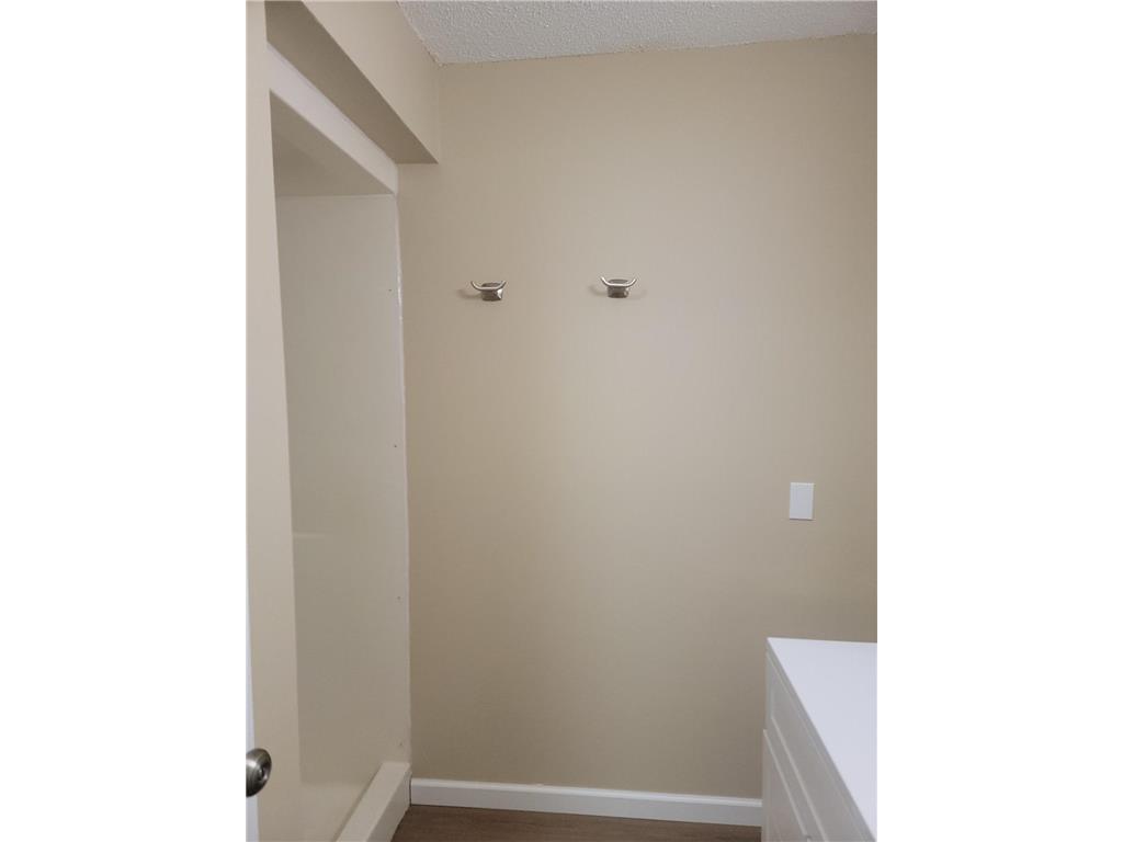 2420-2422 Brenner Court Roseville MN 55113 7106464 image23