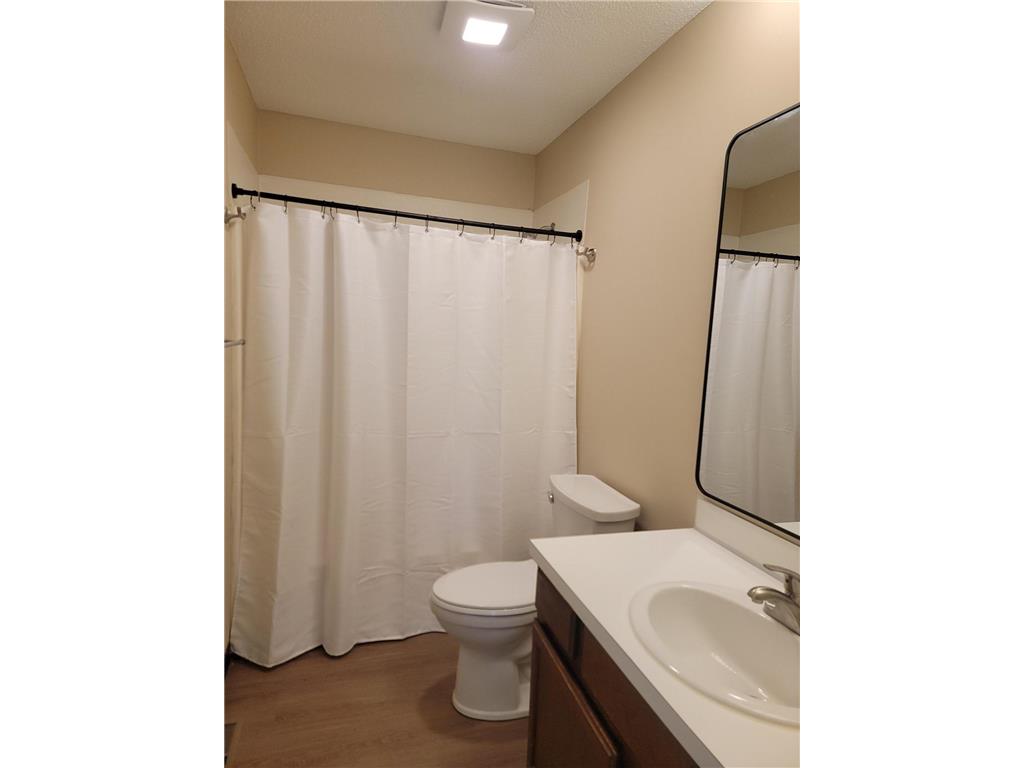 2420-2422 Brenner Court Roseville MN 55113 7106464 image31