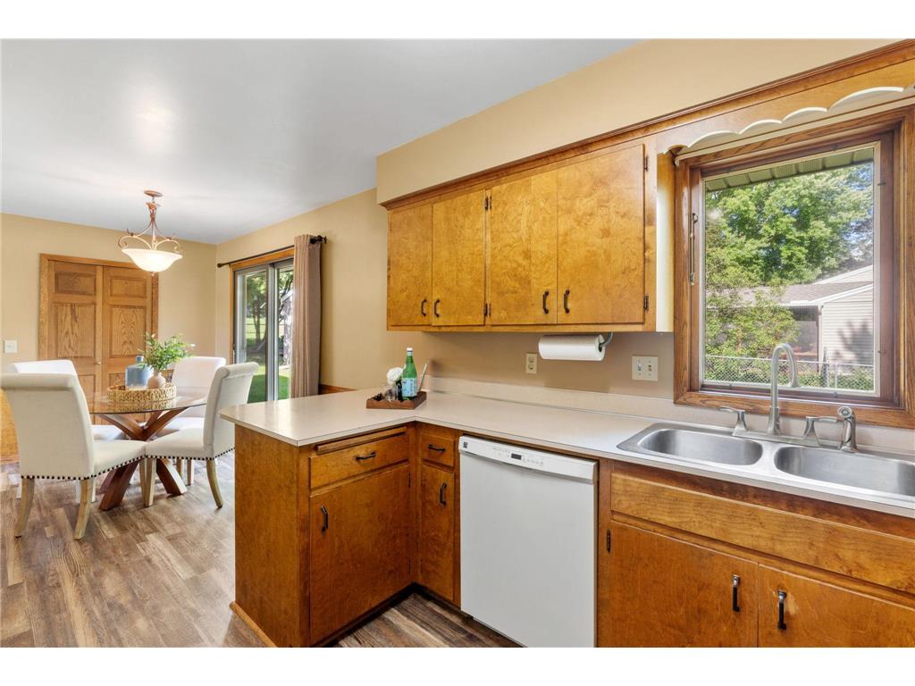 2420 Ensign Avenue N Golden Valley MN 55427 7078690 image14