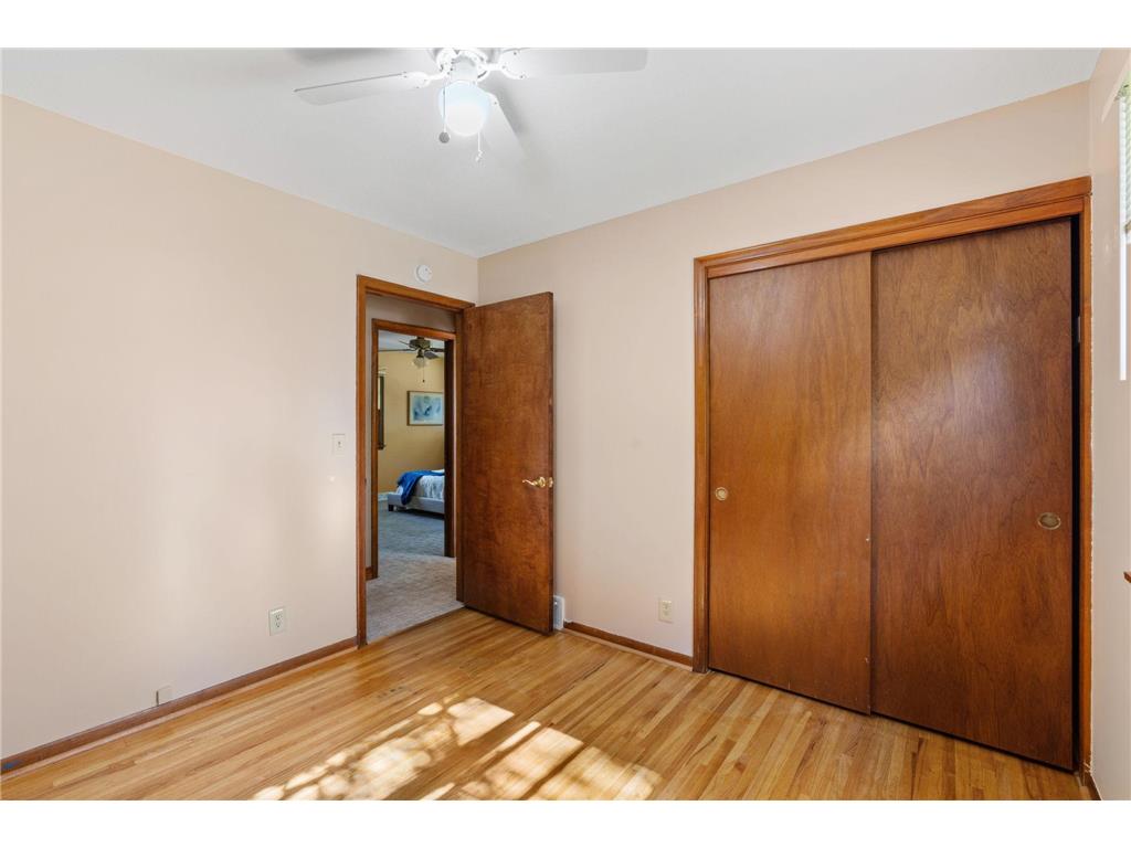 2420 Ensign Avenue N Golden Valley MN 55427 7078690 image20