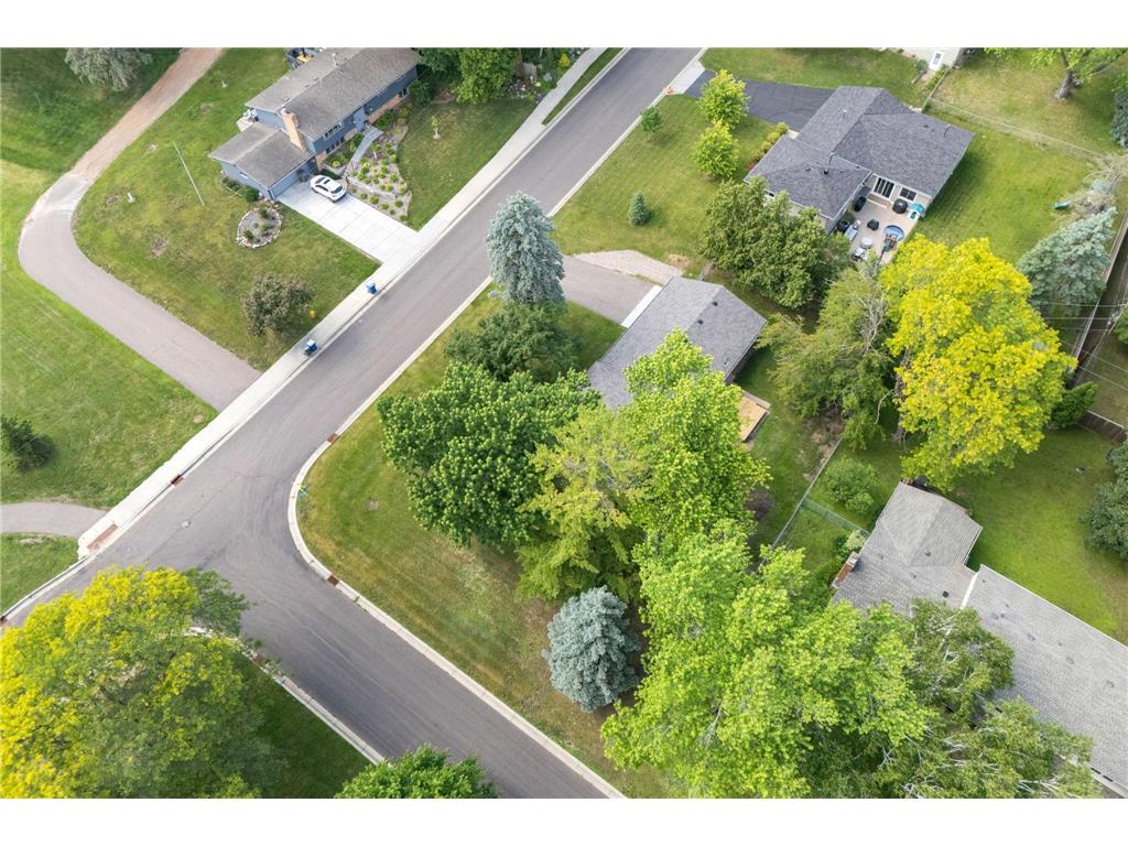 2420 Ensign Avenue N Golden Valley MN 55427 7078690 image38
