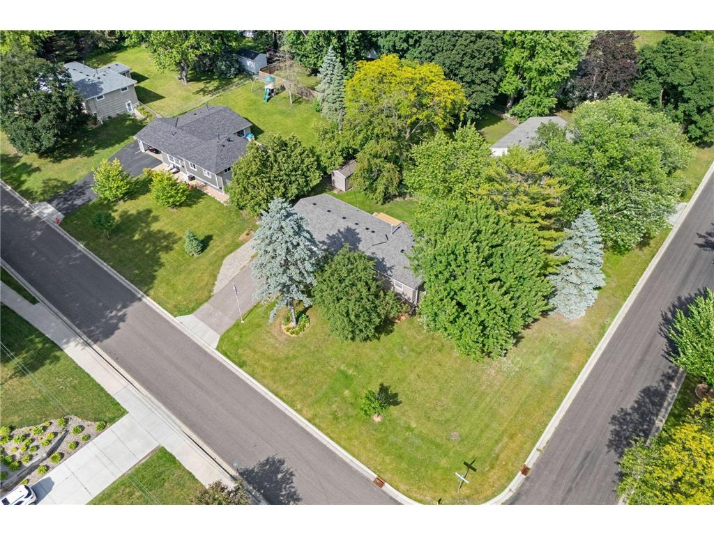 2420 Ensign Avenue N Golden Valley MN 55427 7078690 image40