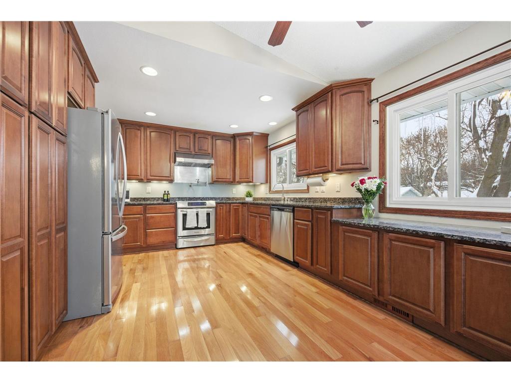 2420 Mounds Avenue New Brighton MN 55112 6826413 image2