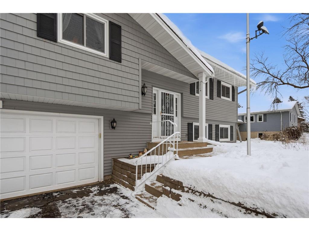 2420 Mounds Avenue New Brighton MN 55112 6826413 image36