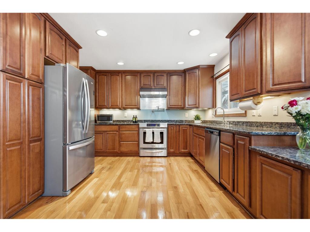 2420 Mounds Avenue New Brighton MN 55112 6826413 image4