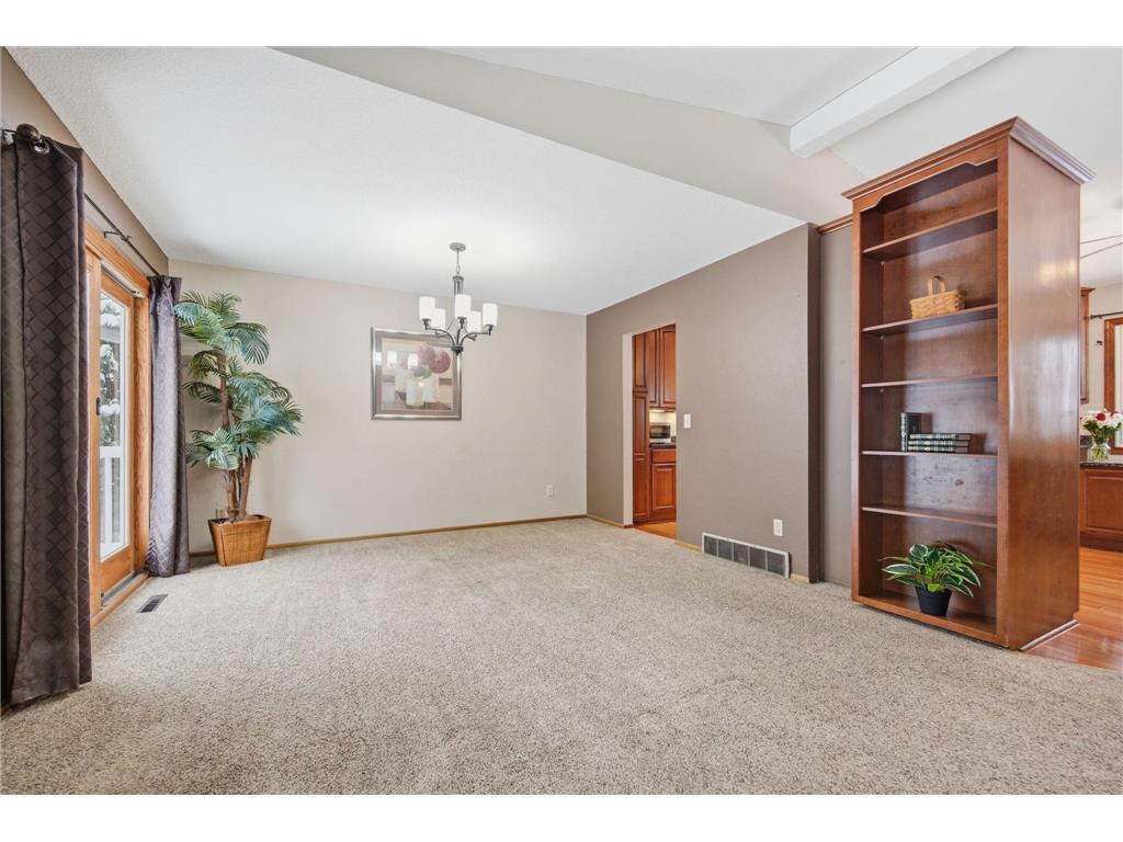 2420 Mounds Avenue New Brighton MN 55112 6826413 image8