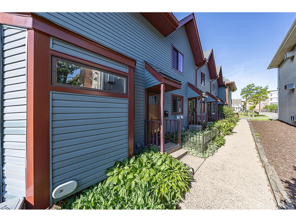2421 Elliot Avenue Minneapolis MN 55404 7083161 image3