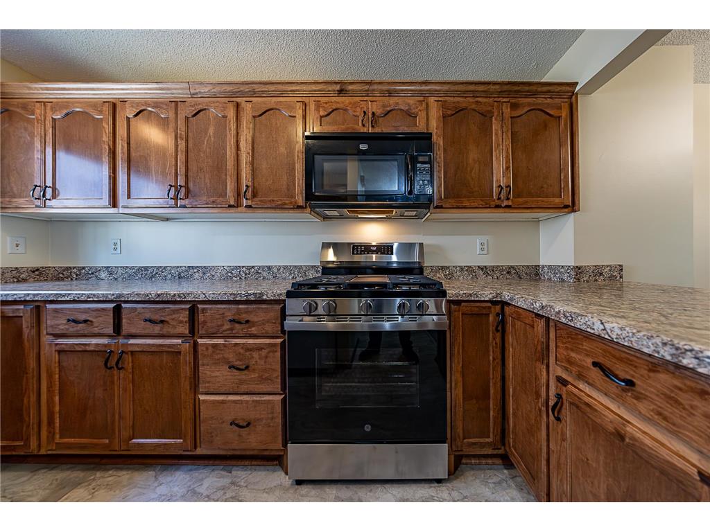 2421 Elliot Avenue Minneapolis MN 55404 7083161 image4