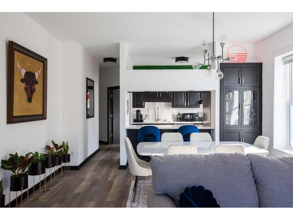 2421 Emerson Avenue S #105 Minneapolis MN 55405 6448949 image1