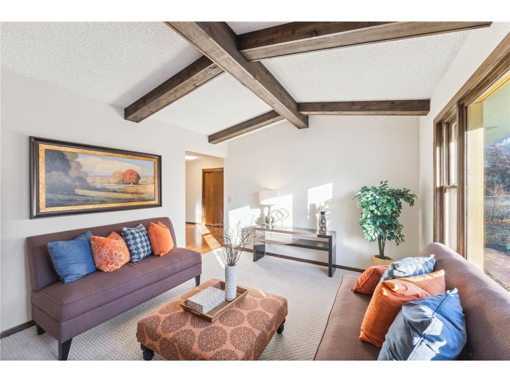 2421 Ford Road Minnetonka MN 55305 6485496 image1