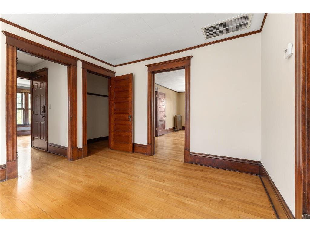 2421 Girard Avenue S #3 Minneapolis MN 55405 7082192 image16