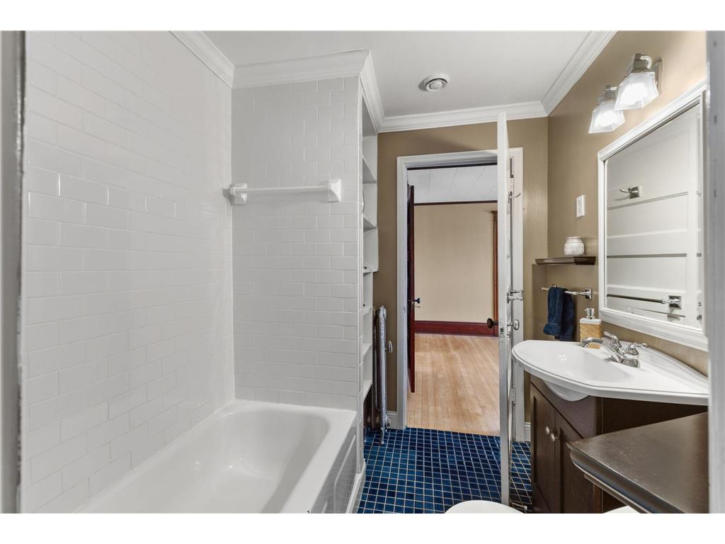 2421 Girard Avenue S #3 Minneapolis MN 55405 7082192 image21