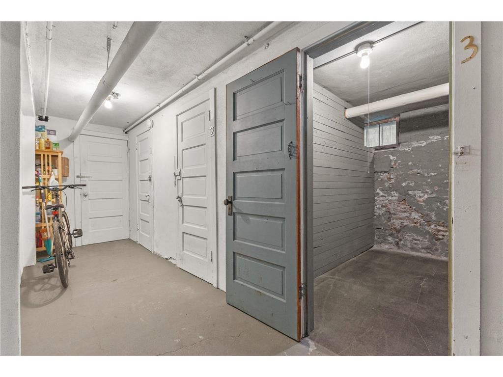 2421 Girard Avenue S #3 Minneapolis MN 55405 7082192 image28