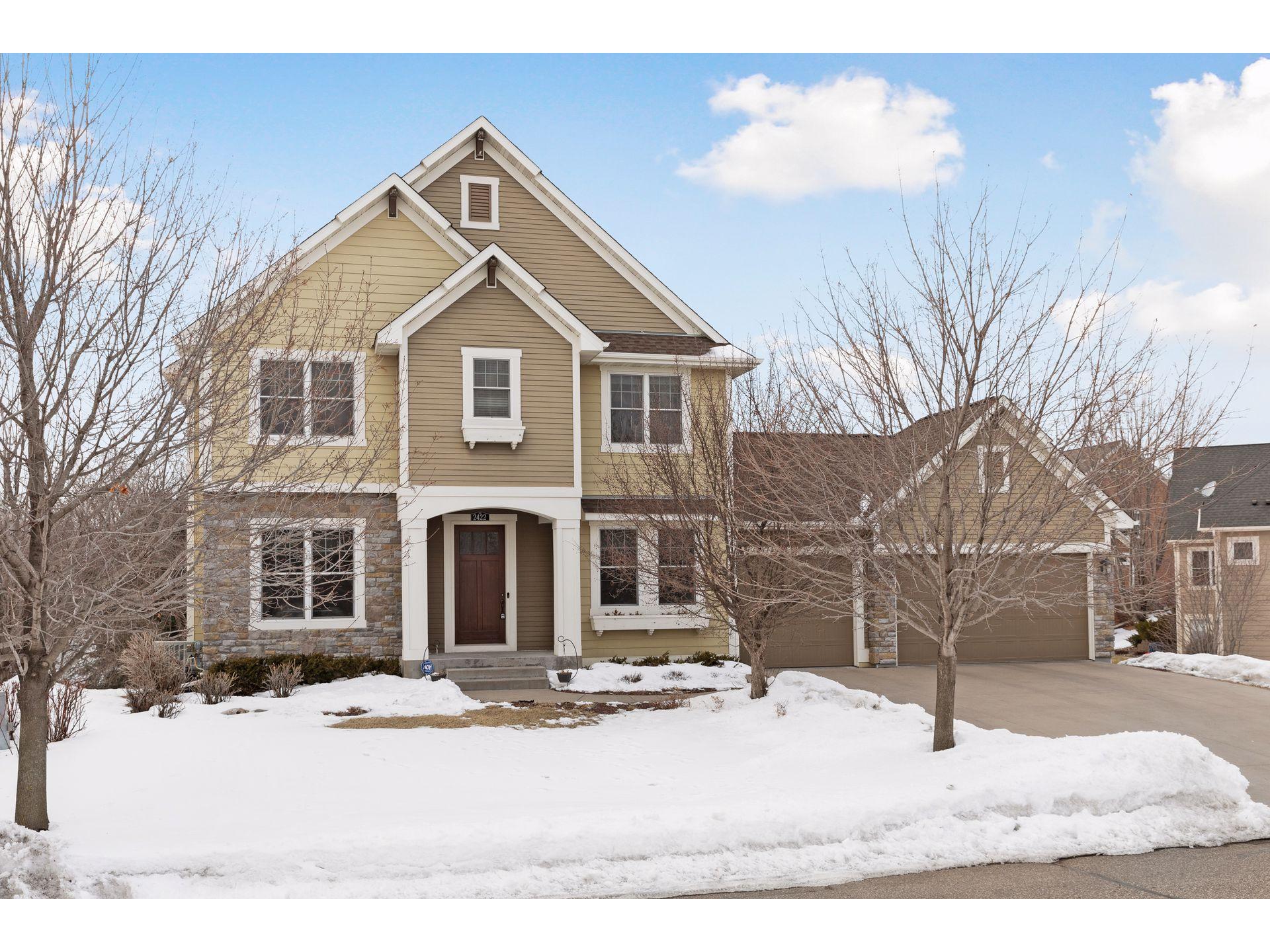 2422 Fieldstone Curve, Woodbury, MN 55129 MLS 6154330 Edina Realty