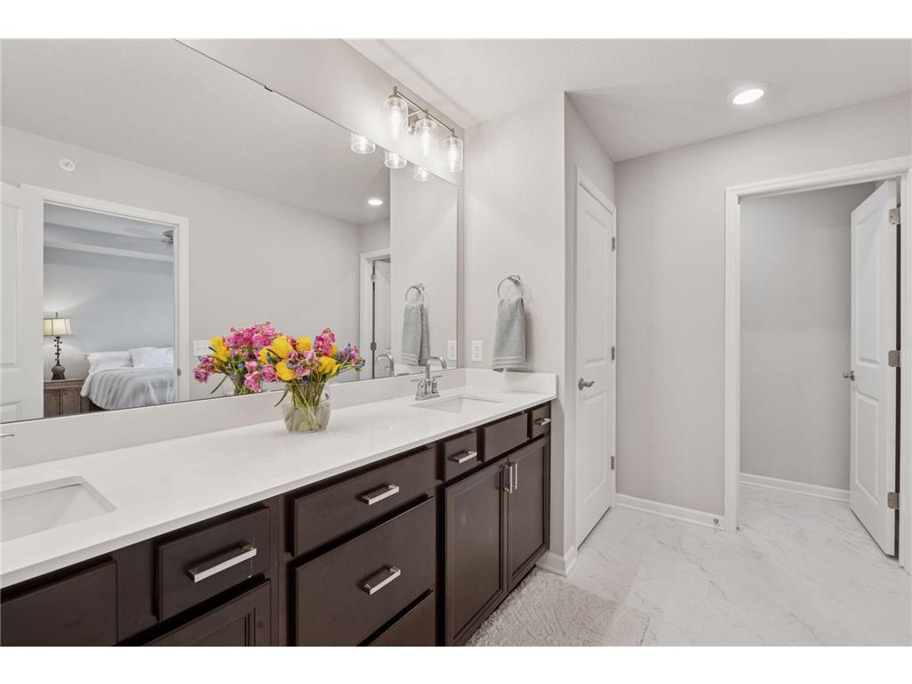 2422 N Blossom Circle Orono MN 55356 6782157 image22