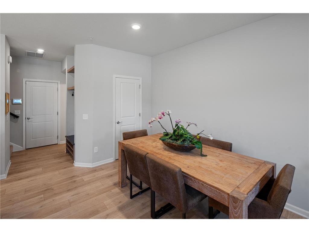 2422 N Blossom Circle Orono MN 55356 7007192 image10