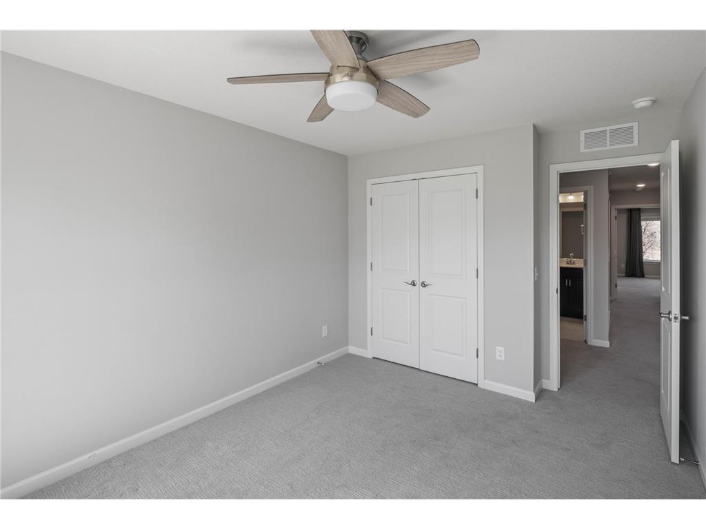 2422 N Blossom Circle Orono MN 55356 7007192 image21