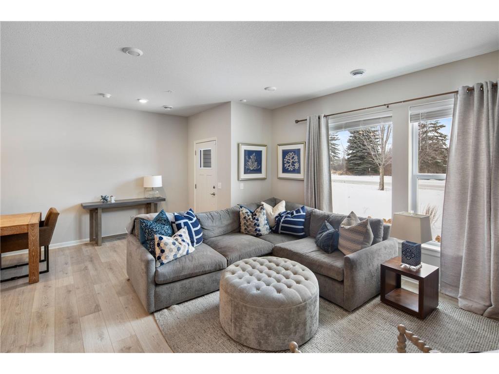 2422 N Blossom Circle, Orono, MN, 55356 | MLS: 7007192 | Edina Realty