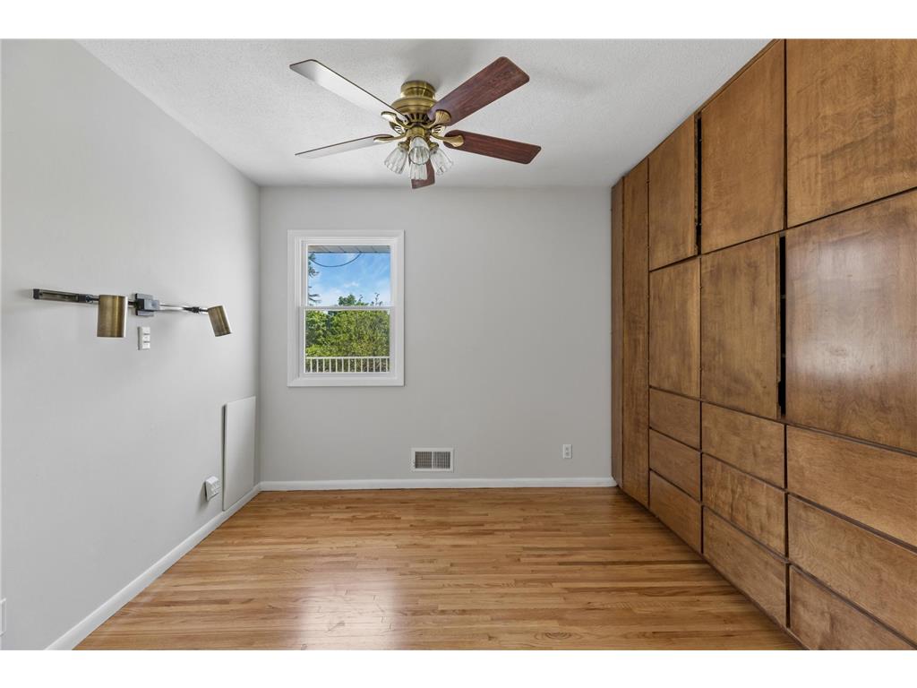 2422 Oak Street White Bear Lake MN 55110 7081509 image18
