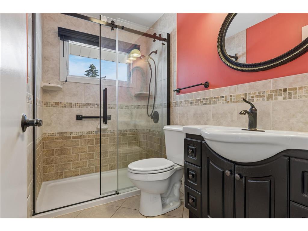 2422 Oak Street White Bear Lake MN 55110 7081509 image24