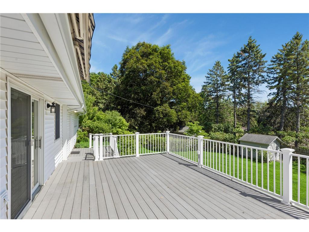 2422 Oak Street White Bear Lake MN 55110 7081509 image29