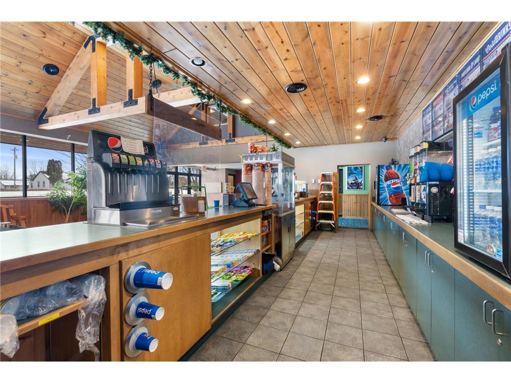 24226X 1st Avenue Siren WI 54872 6337151 image5