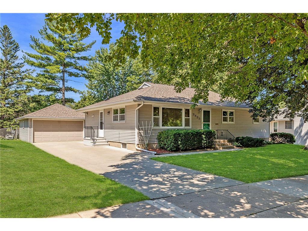 2423 16th Avenue NW, Rochester, MN 55901 MLS 6246624 Edina Realty